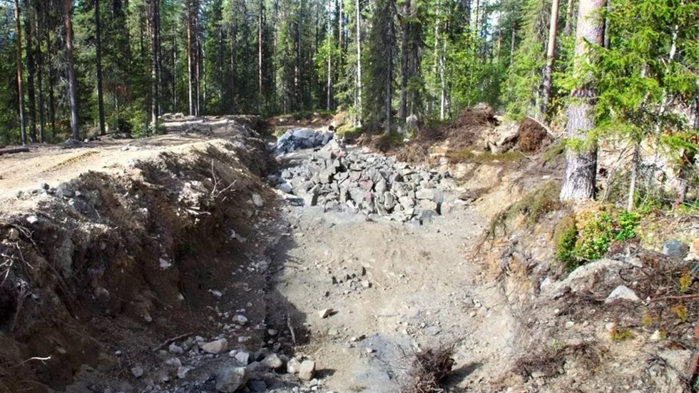 Sprängda berghällar i Kallak.