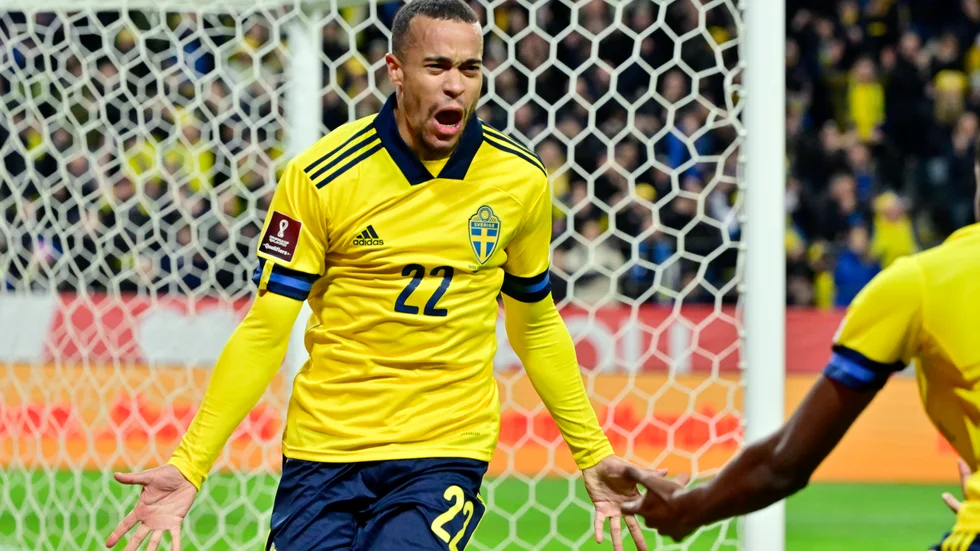 Robin Quaison jublar efter sitt avgörande mål i förlängningen mot Tjeckien.