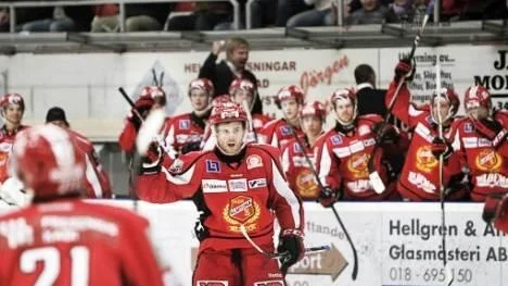 Alexander Hamberg gjorde succé när Ais vann mot Mora.