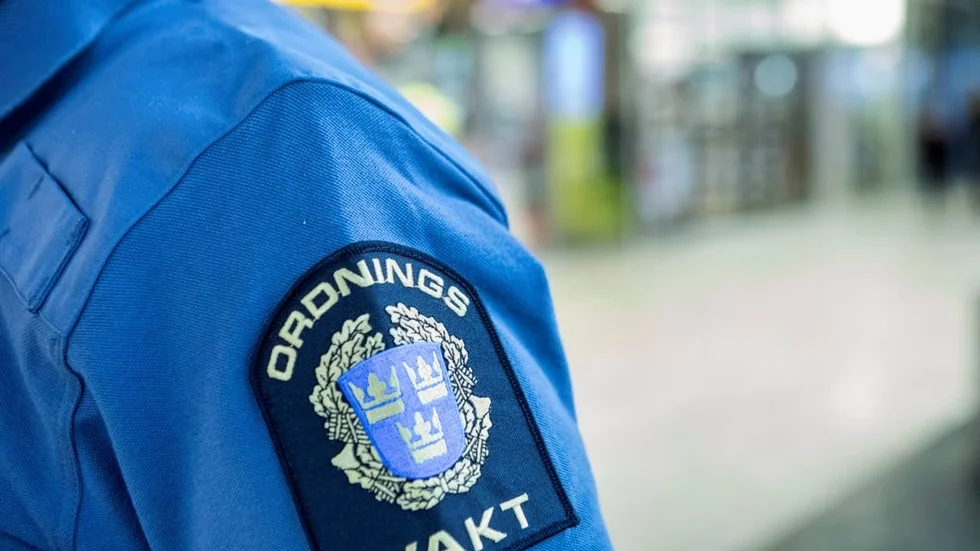 Ordningsvakten var i tjänst när han greps för snatteri i Uppsala.
