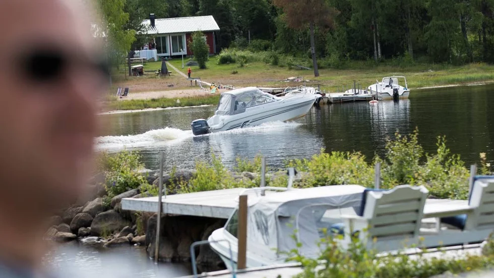 Drömmen. Många har en dröm om en stuga nära vattnet, men läget påverkar även prisbilden.