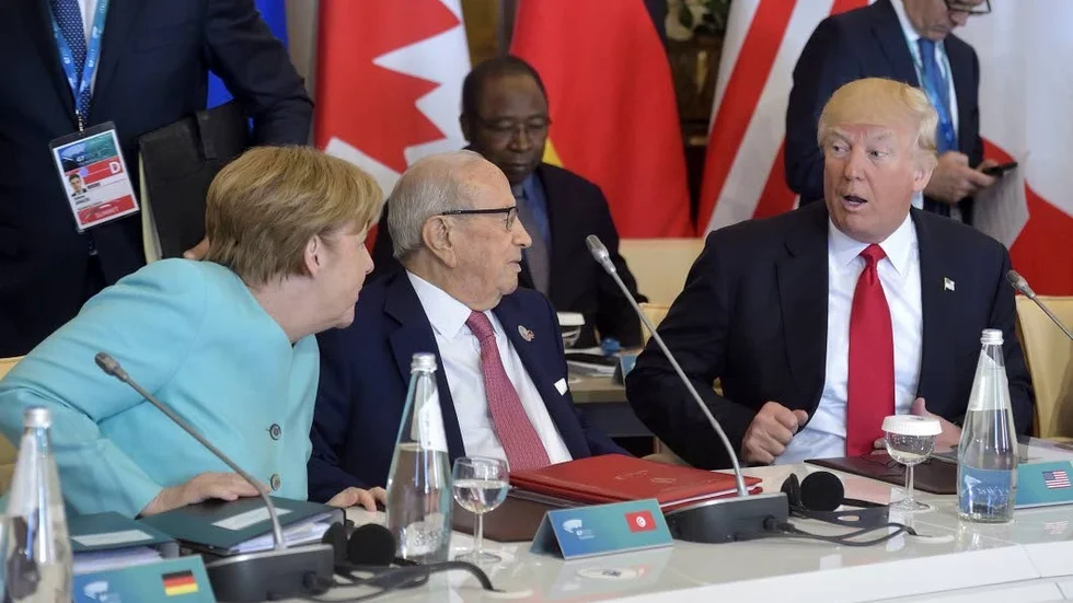 Spretande viljor. Tysklands Angela Merkel i samtal med USA:s Donald Trump (Bild från G7-mötet i maj).