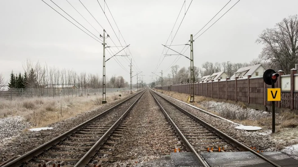 Norrbotniabanan halverar restiderna längs Norrlandskusten, oavsett korridorval, skriver insändarskribenten.
