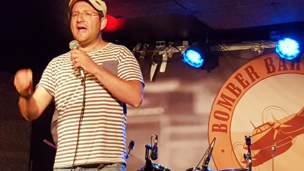 Nu släpper Ben biljetterna till 2017 års humorfestival i Linköping