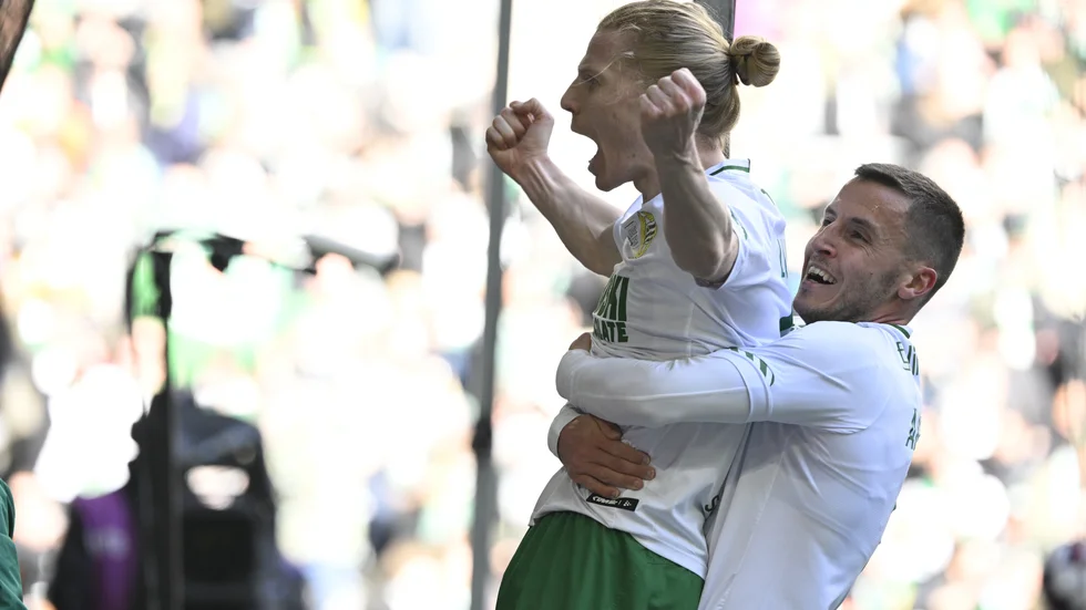 Hammarbys Gustav Ludwigson hyllas efter att ha gjort allsvenskans första mål för säsongen.
