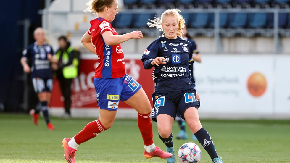 Sofie Bredgaard för Linköping i den damallsvenska premiären. Arkivbild.