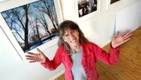 Elise Rhodin är Kulturnattsgeneral och samordnare för Kulturnatten 2002. Evenemanget har samlat Uppsalas kulturarbetare som visar upp sig i 360 olika programpunkter.