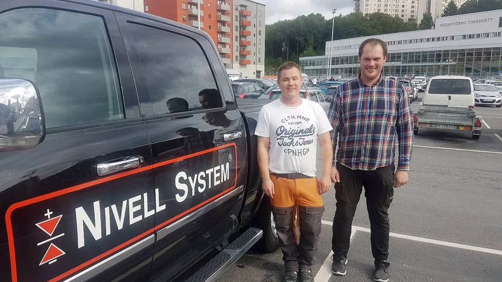 Veckans handlare. Christian Larsson (t.v) och Robert Hansson har startat Norrbottens Byggvaror för att sälja ventilerande byggvaror.