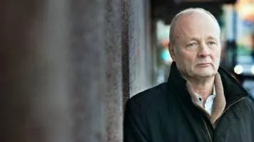 Gustav Levin är skådespelare på Uppsala stadsteater