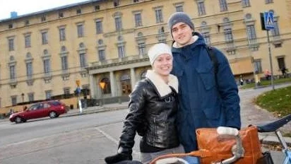 Sofie Axén, 23, och Jonathan Holm, 21
De har båda tänkt på att folkbokföra sig i Uppsala sedan flytten från Täby.
- Vi ska ju plugga minst fem och ett halvt år här, säger Sofie Axén.