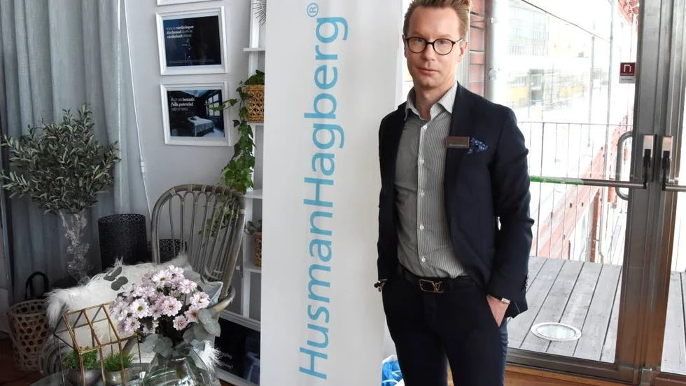 John Nilsson, HusmanHagberg, har hand om försäljningen av viltfarmen.