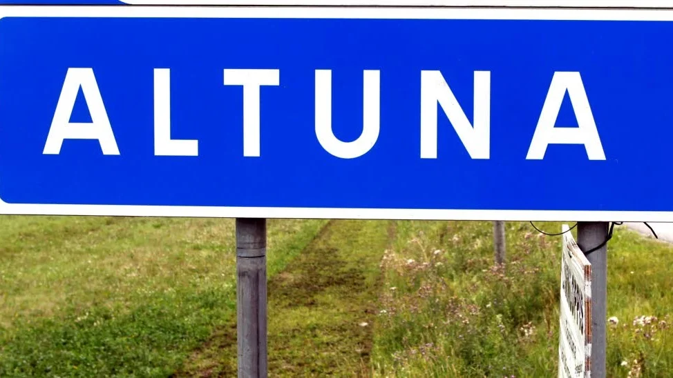 Polisinsats. Under natten till tisdagen var polisen i Altuna.