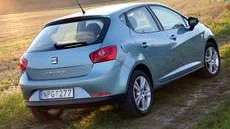 Nya Seat Ibiza har rätt att se kaxig ut. Den är byggd på VW-koncernens helt nya småbilsplattform och med råstark dieselmotor klarar den också den svenska miljöbilsgränsen.