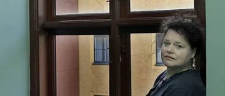 Antipoetiskt välslipade dikter