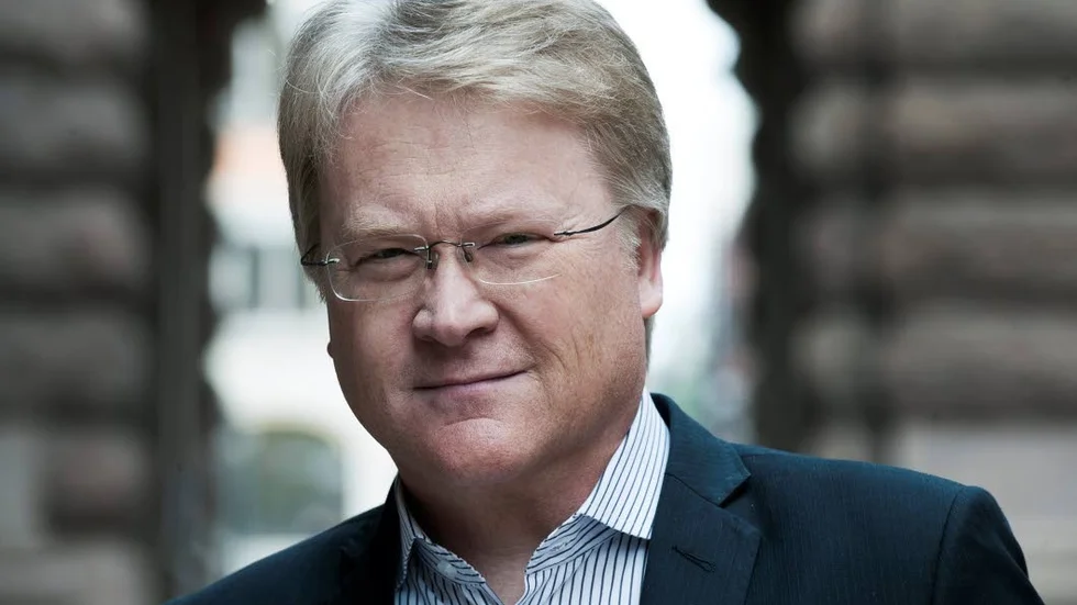Lars Adaktusson (KD) är en av artikelns författare.