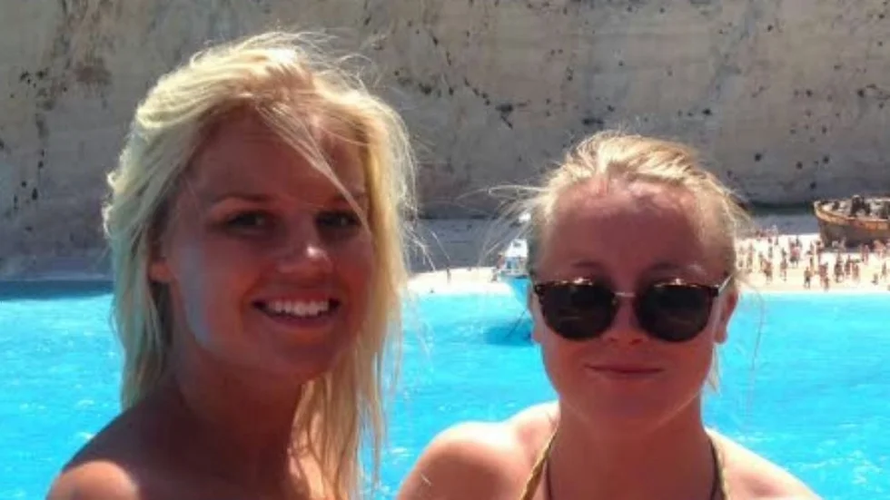 AIK:s Maja Andersson och Sirius Ingrid Wixner under semestern i Grekland i somras.