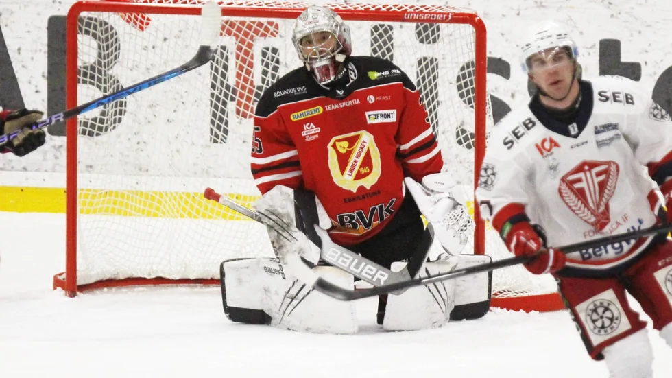 Skador på ett gäng nyckelspelare, som på målvakten Anders Olsson, är en av anledningarna till att Linden åker ur kvalserien, enligt tränaren Gustaf Länn.