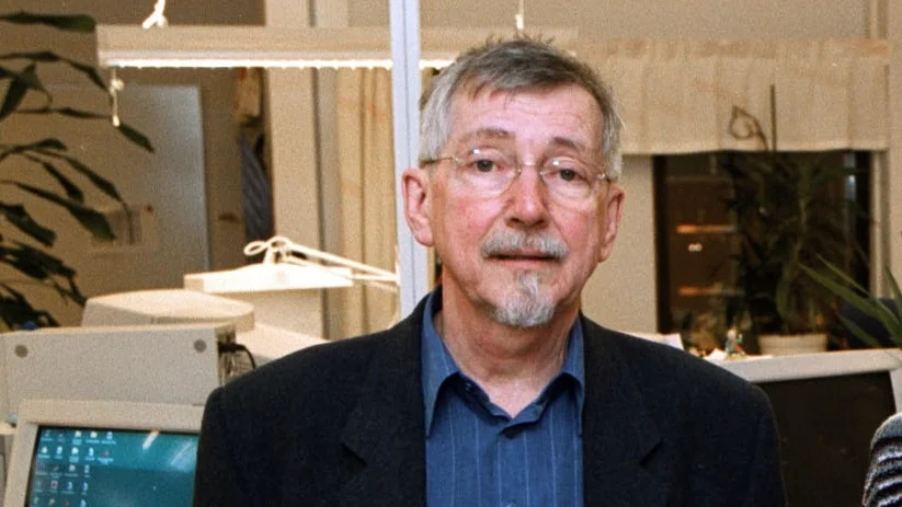 "För oss som trädde in i journalistrollen på NSD i mitten av 1970-talet blev Stig Carlsson en förebild", skriver Jan Bergsten.
