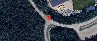 Större trafikolycka på väg 515 - ett körfält blockerat