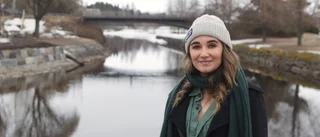 Här testar PT:s reporter iskalla vattnet: "Är det här min livboj"