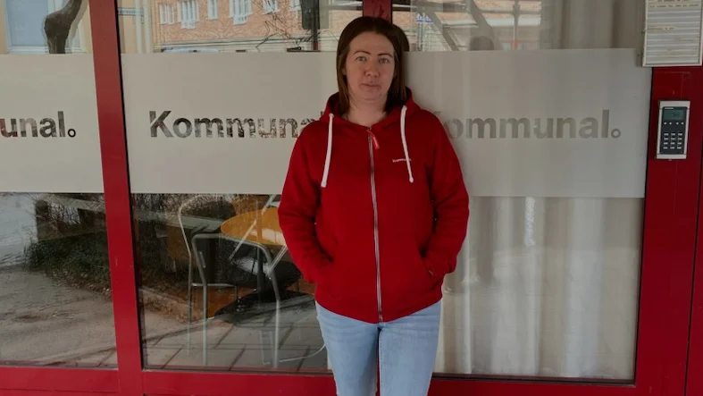Sara Üksik är ordförande för Kommunals sektion nordost. Hon ser inga möjligheter att spara pengar inom omsorgen.