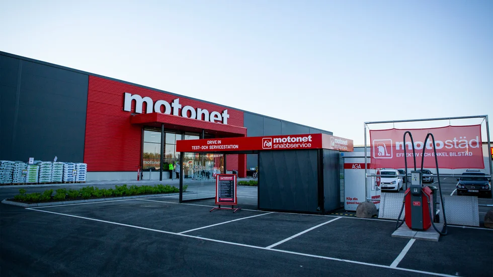 Motonet har i dag två varuhus i Sverige, Sundsvall och Örebro, men de kommande åren ska betydligt fler öppnas. Kommande sommar öppnar kedjan, som är en blandning av Biltema, Jula, Mekonomen och XXL, på Ersboda i Umeå.