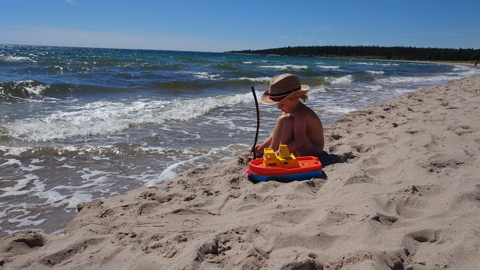 Sommaren är kort, det visste även Tomas Ledin. Så här står vi i ruinerna av den sommar som gick så onödigt fort. Ett stänk av vemod rullar in i höstmörkret. (Arkivbild)