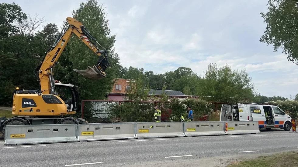 En akut vattenläcka inträffade på Eskilstunavägen i Torshälla under onsdagseftermiddagen.
