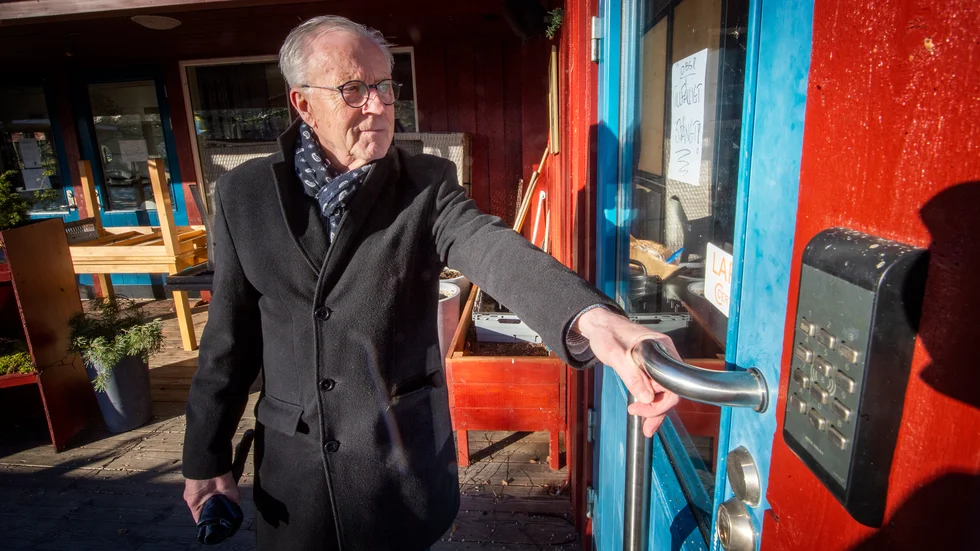 Kommunalrådet Dag Bergentoft , Moderaterna, konstaterar att det är stängt på välkända restaurangen Nya Källan på Jogersö, en fastighet som Oxelösunds kommun äger. Konkurs är inledd.