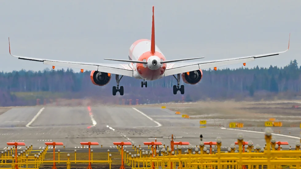 Flygplan under inflygning på Arlanda. 