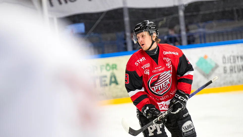 Petter Mäkitalo gjorde mål mot Kristianstad, men PHC föll med 2–4.