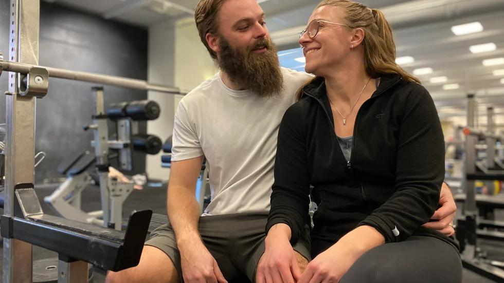 Helena Andersson och Marcus Gustafsson gifte sig på Friskis i dag.