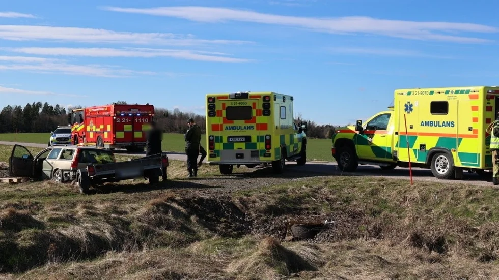 Bilen körde i diket under onsdagseftermiddagen. 