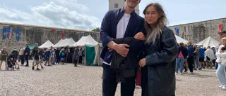Julia, 25, fick medeltida present på födelsedagen