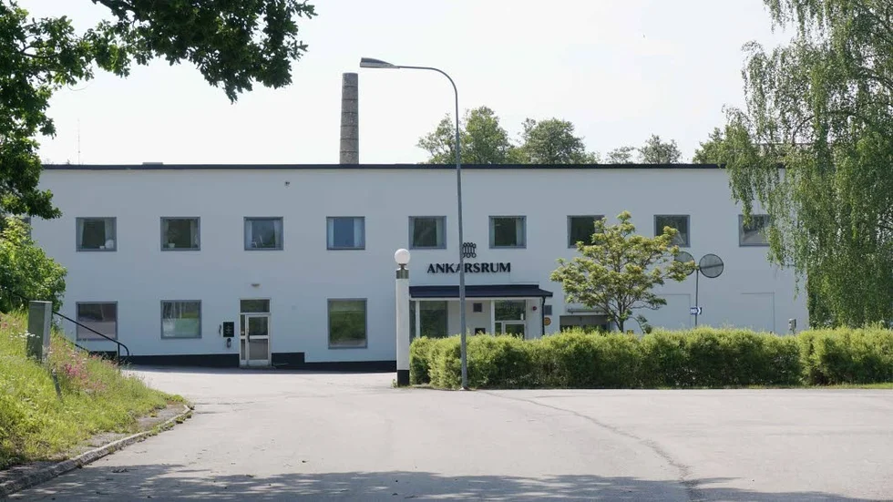 Driften är säkrad fram tills november för konkursade Ankarsrum Die Casting. Värt att notera är att det bara är gjuteribolaget som gått i konkurs. De övriga bolagen i Ankarsrumsfären är inte indragna.