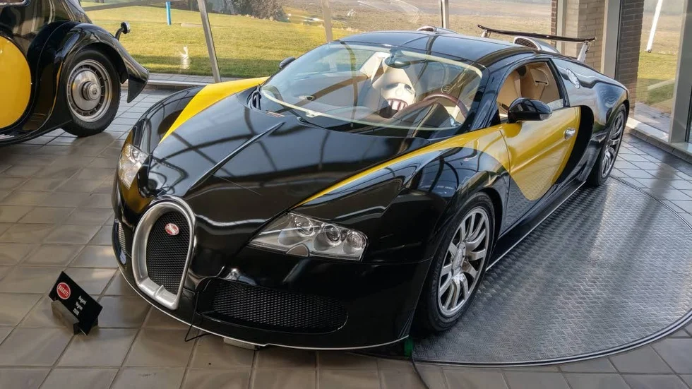 Den här Bugatti Veyron kommer till Västervik under Sportbilsdagen.