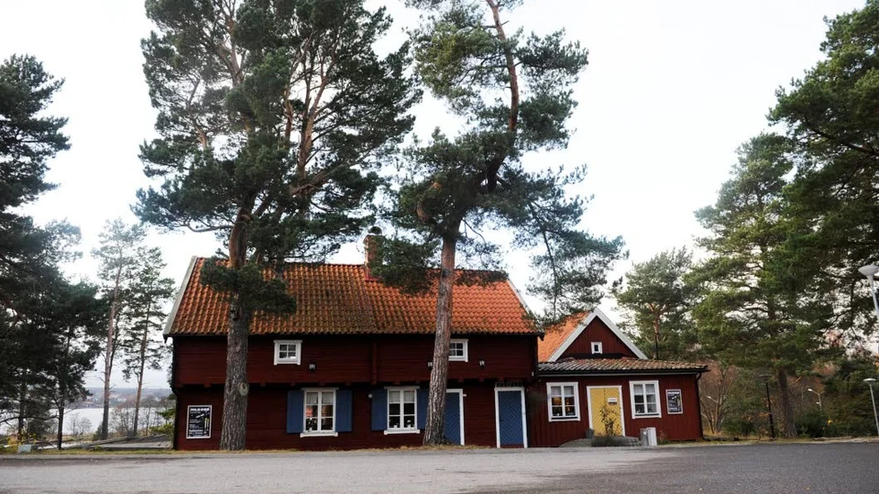 Kulbacken Cafe och restaurang har haft inbrott. Förövarna fick med sig ett par öl. Restaurangen höll stängt under måndagen.