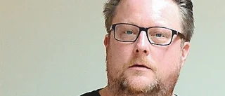 SIGNERAT: Bär-nä-sås brevid köttet och en expresso till marängschwischen!
