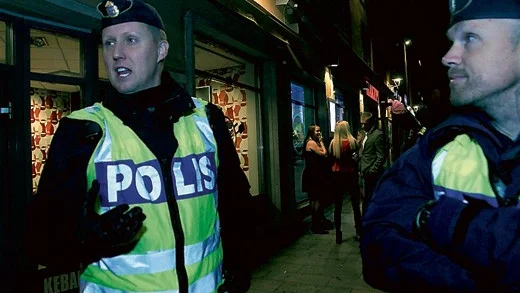 Kristian Malzoff och Paul Alpen är kollegor i bilen och på gatan. de har jobbat länge ihop vilket gör det enkelt att fatta beslut som ibland kan vara svåra.