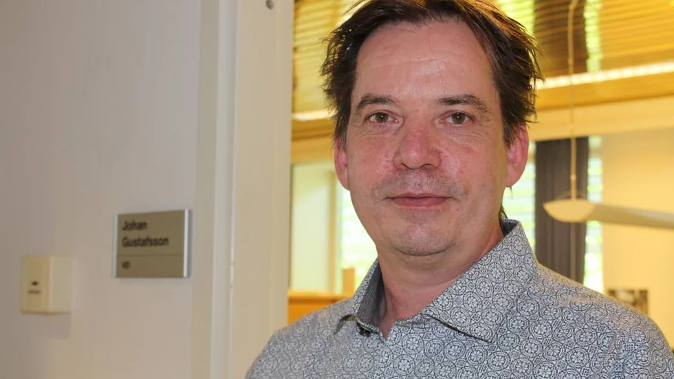 Johan Gustafsson lämnar uppdraget som enhetschef inom kommunen och blir vd i Åtvidabergs Vatten AB och 

Åtvidabergs Renhållnings AB på heltid.