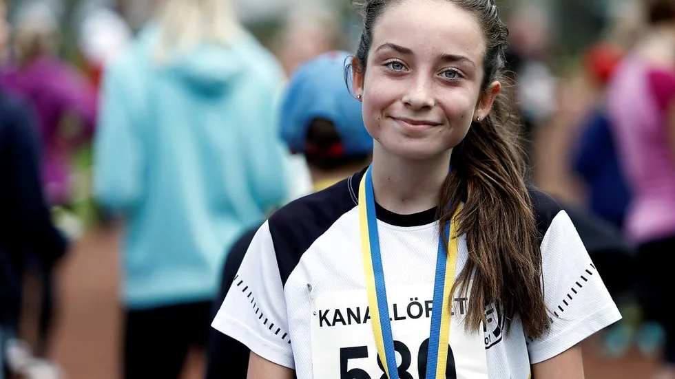 GULD. Emily Fielder tog guld på 3000 m.