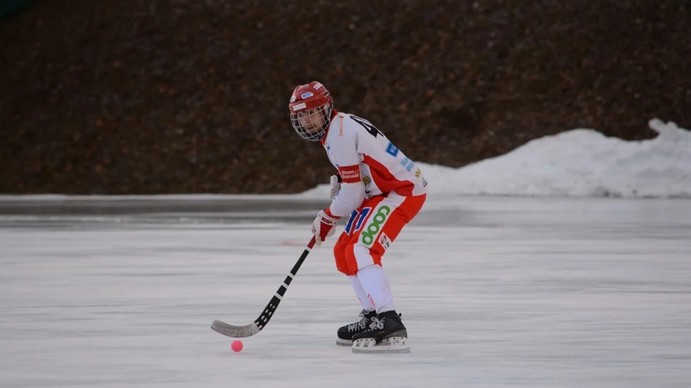 Victor Svenssons Målilla fick stryk av Månsarp borta med 5-3.