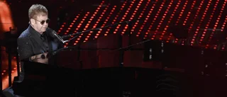 Sir Elton till Saab Arena