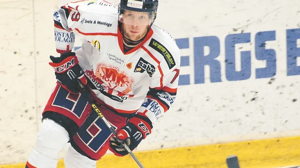 Simon Mitman ledde Västervik till seger borta mot Södertälje SK inför knappt 4 000 åskådare.