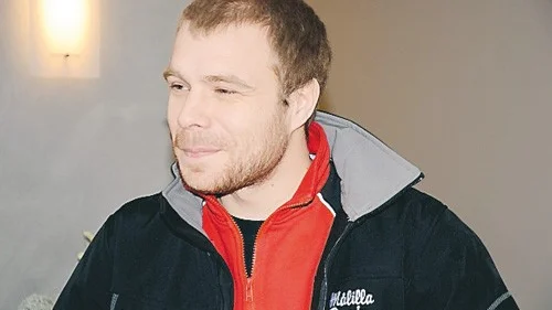 Den ryske ytterhalven Vitaliy Achmerov trivs i sin nya klubb.