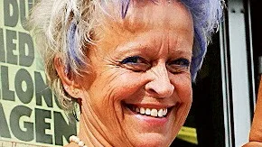 Inga-Britt Lindberg har tagit över Breviksbutiken.