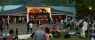 Casanovas lockade till fullt dansgolv