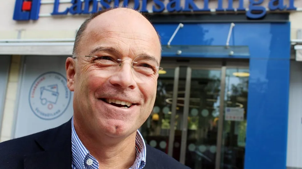 Bild från 2018, när Stefan Nyrinder tillträdde som ny vd för Länsförsäkringar Östergötland efter Sven Eggefalk som senare blev vd för Länsförsäkringars bankverksamhet.