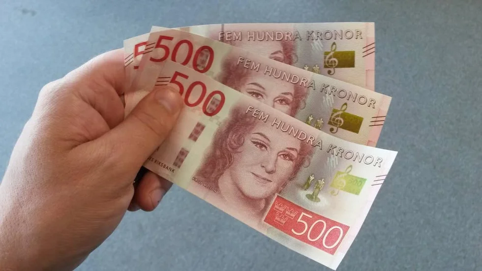Polisen varnar för att falska 500-kronorssedlar cirkulerar i länet.