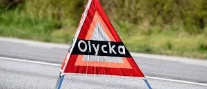 En man förd till sjukhus efter MC-olycka